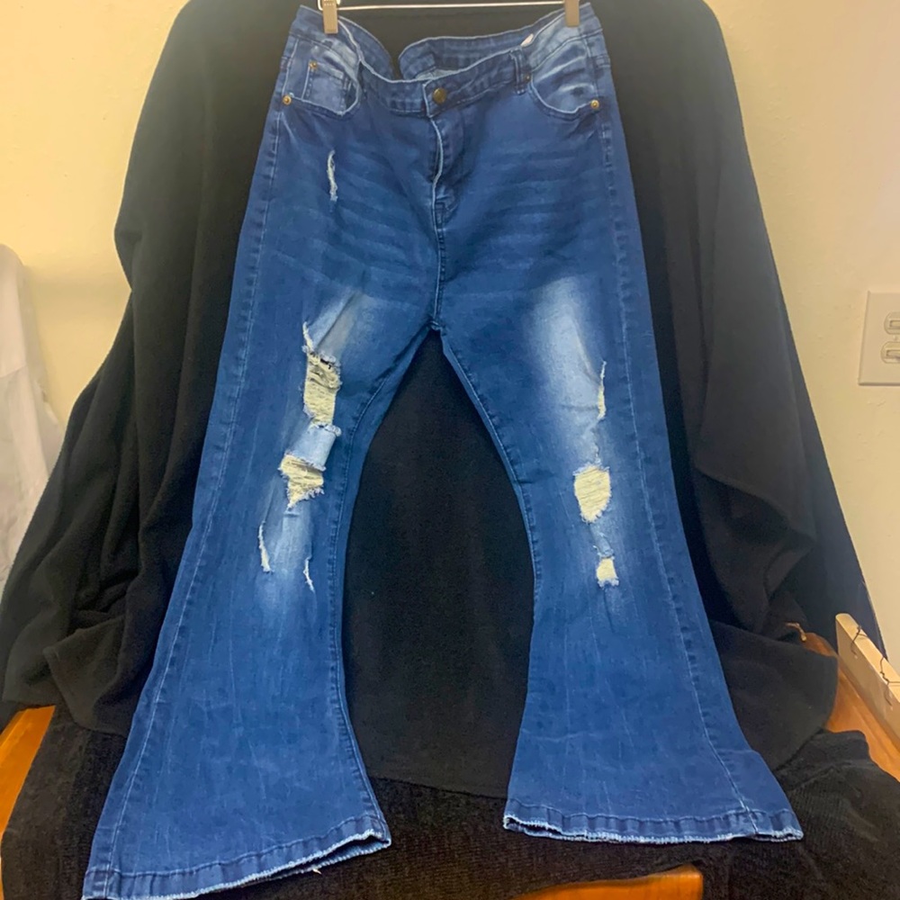 Women’s Plus Size Jeans